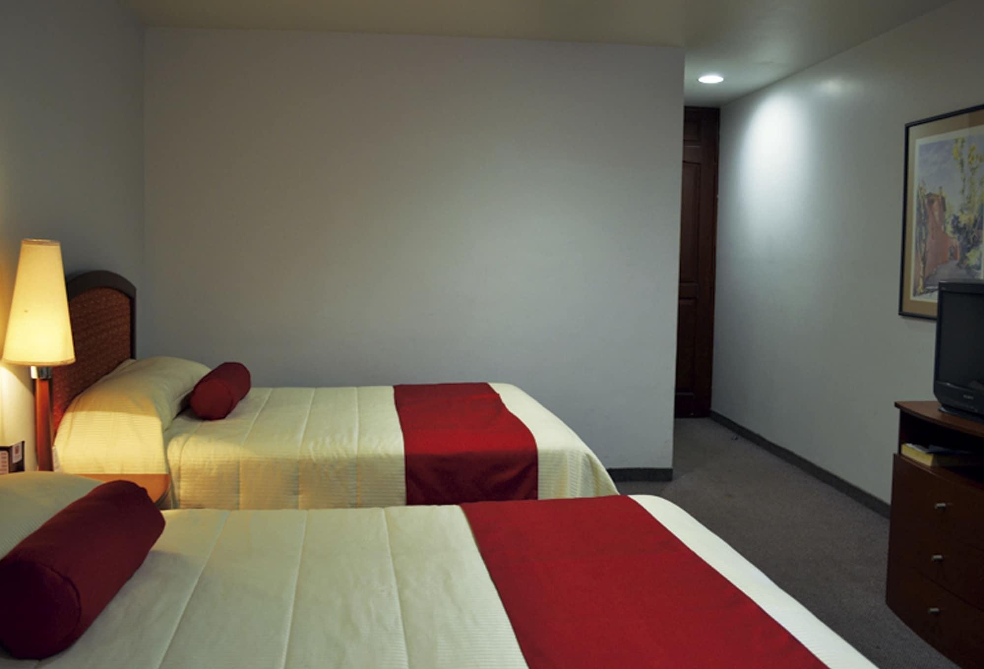 Hotel Mediterraneo Sa De Cv 툴란싱고 외부 사진