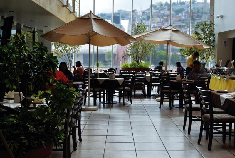 Hotel Mediterraneo Sa De Cv 툴란싱고 외부 사진